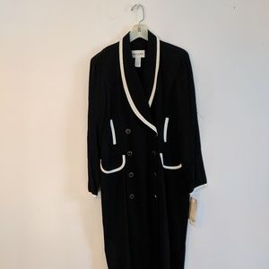 Black and White Collar Dress With Pockets Size 16